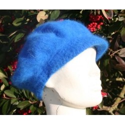 bleu roy 80% angora Casquette