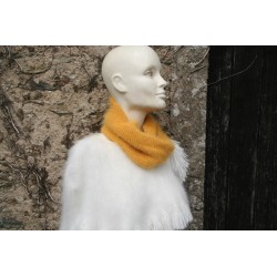 safran 80% angora snood