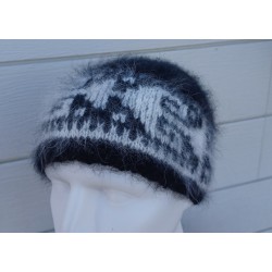 noir  80% angora  bonnet...